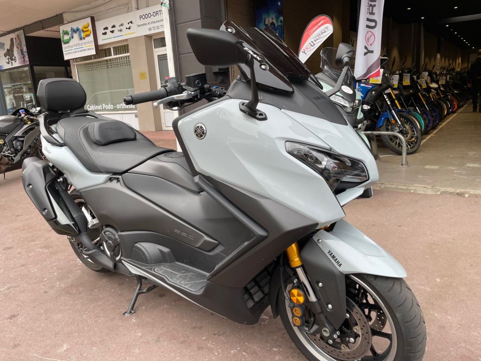 YAMAHA XP T-MAX 560 TECH MAX 4