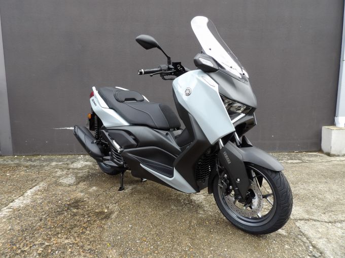 YAMAHA XMAX 125 TECH MAX 4