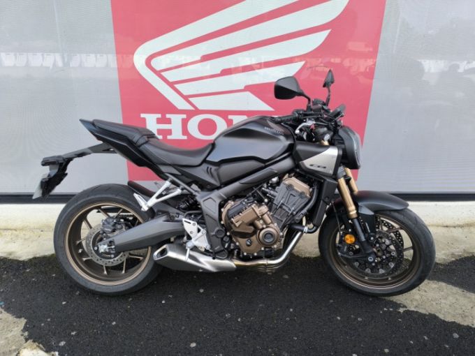 HONDA CB 650 RA 4