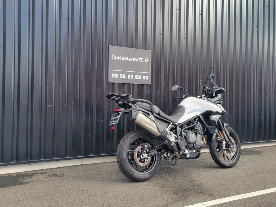 TRIUMPH Tiger 900 GT 4