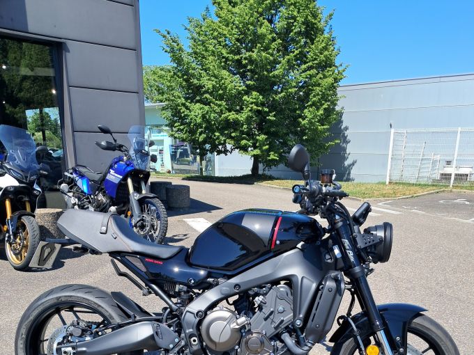 YAMAHA XSR 900 4
