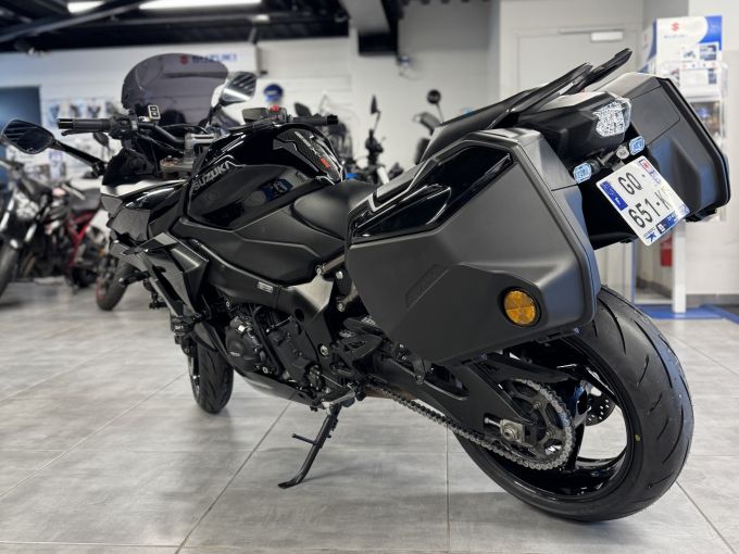 SUZUKI GSX-S 1000 GT 4