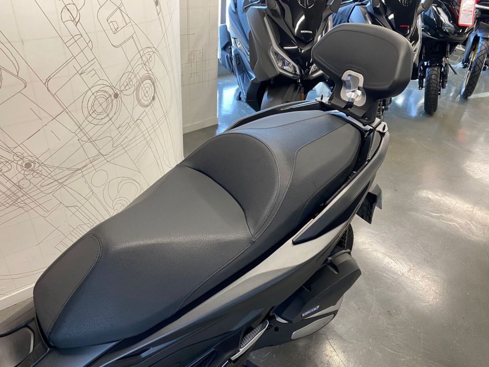 HONDA NSS FORZA 125 4