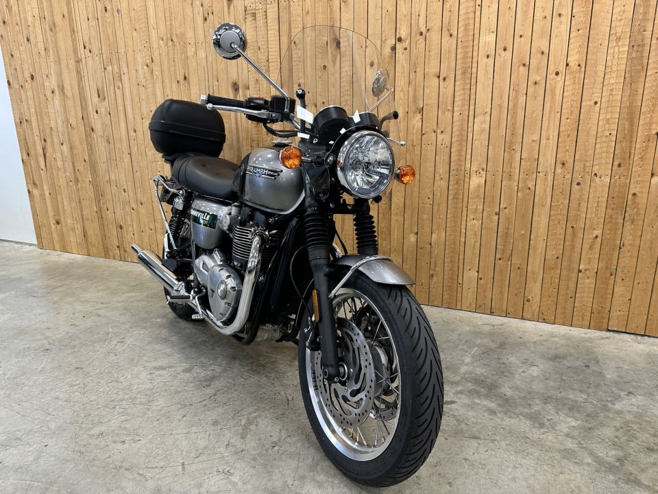 TRIUMPH Bonneville T120 GOLD LINE Edition 4