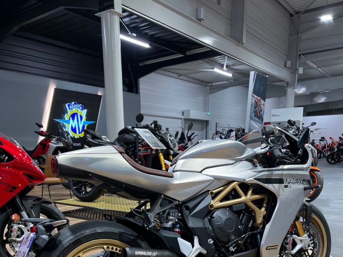 MV AGUSTA SUPERVELOCE S 4
