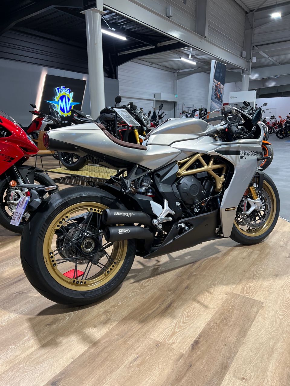 MV AGUSTA SUPERVELOCE S 4