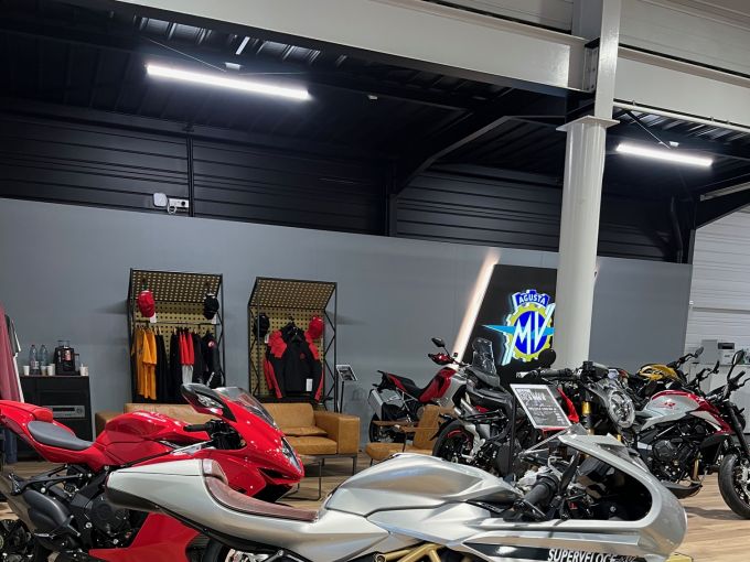 MV AGUSTA SUPERVELOCE S 4