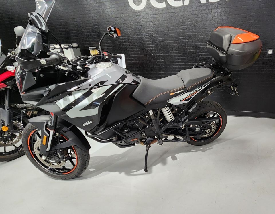 KTM 1290 SUPER ADVENTURE S 4