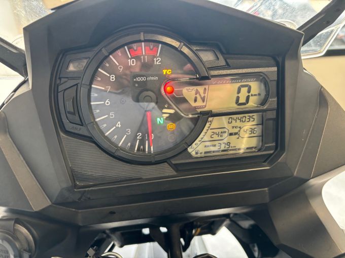 SUZUKI DL V-STROM 650 A2 4