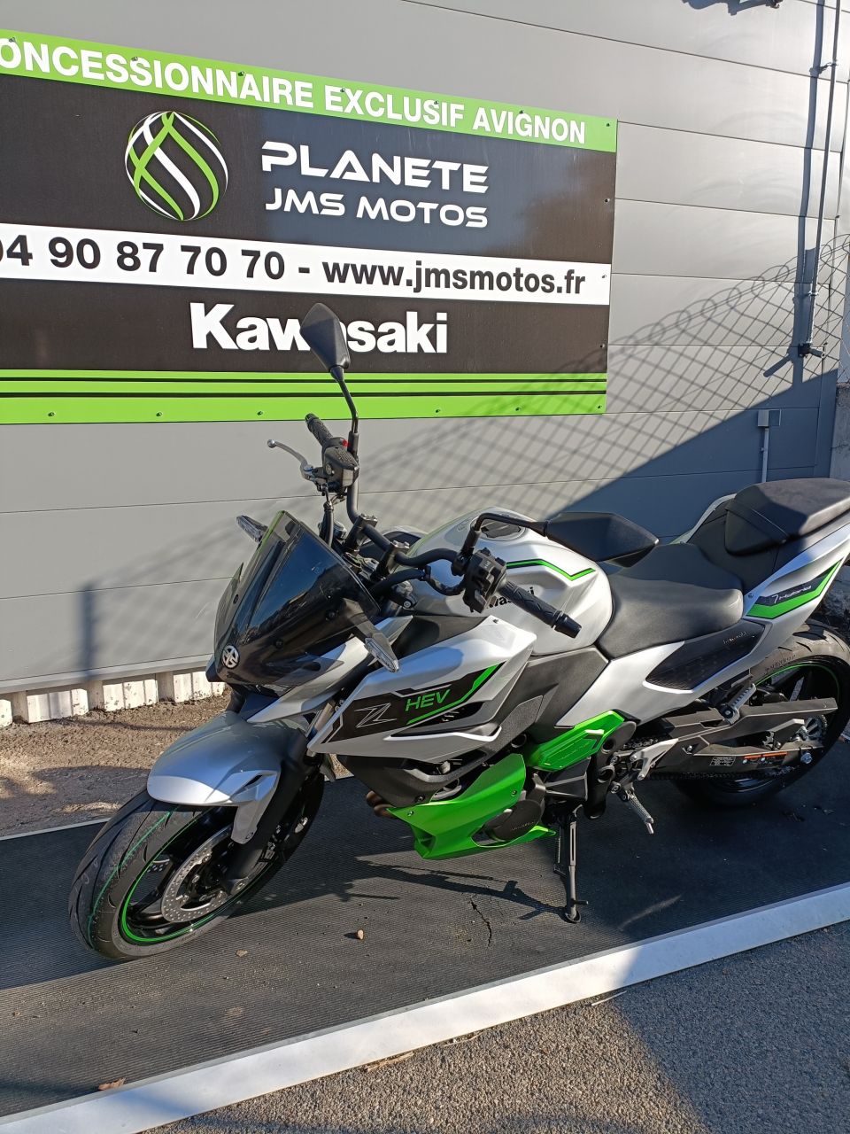 KAWASAKI Z7 HYBRIDE HEV 2025  IMMATRICULÉ 24/07/2025 4