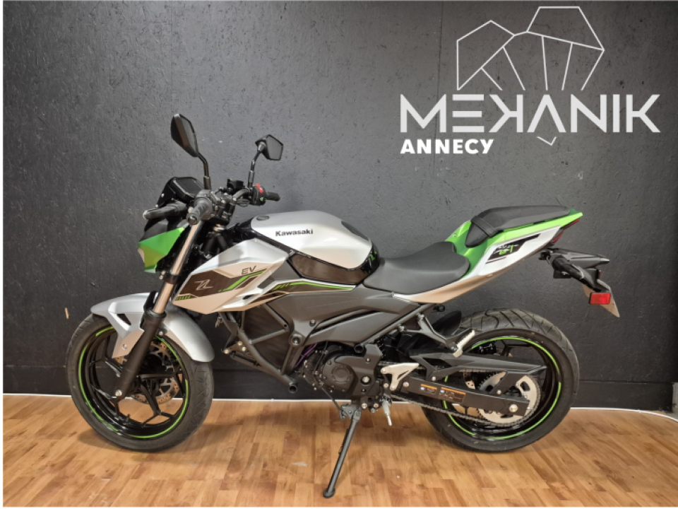 KAWASAKI Z e-1 4