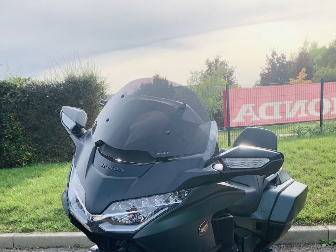 HONDA GL 1800 GOLDWING DCT 4