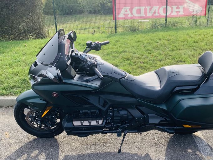 HONDA GL 1800 GOLDWING DCT 4