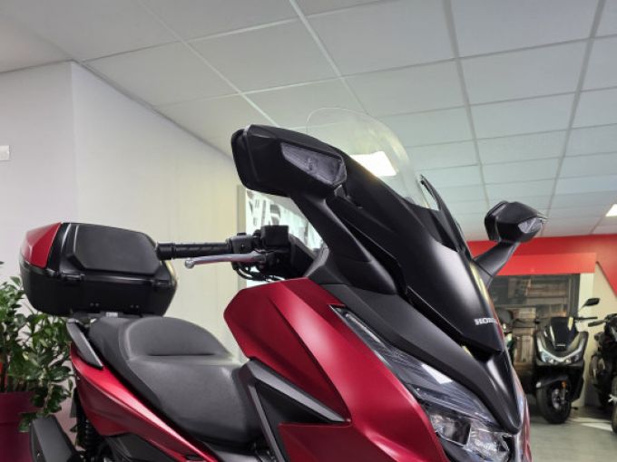 HONDA FORZA 125 ABS 4