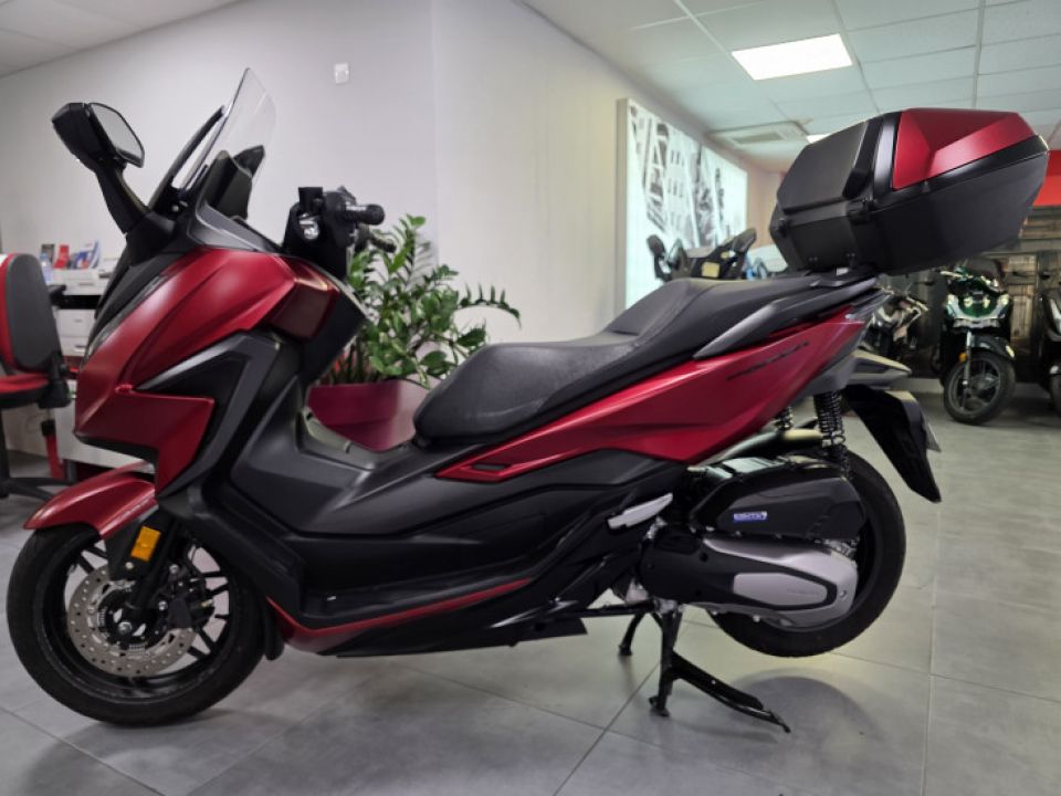 HONDA FORZA 125 ABS 4