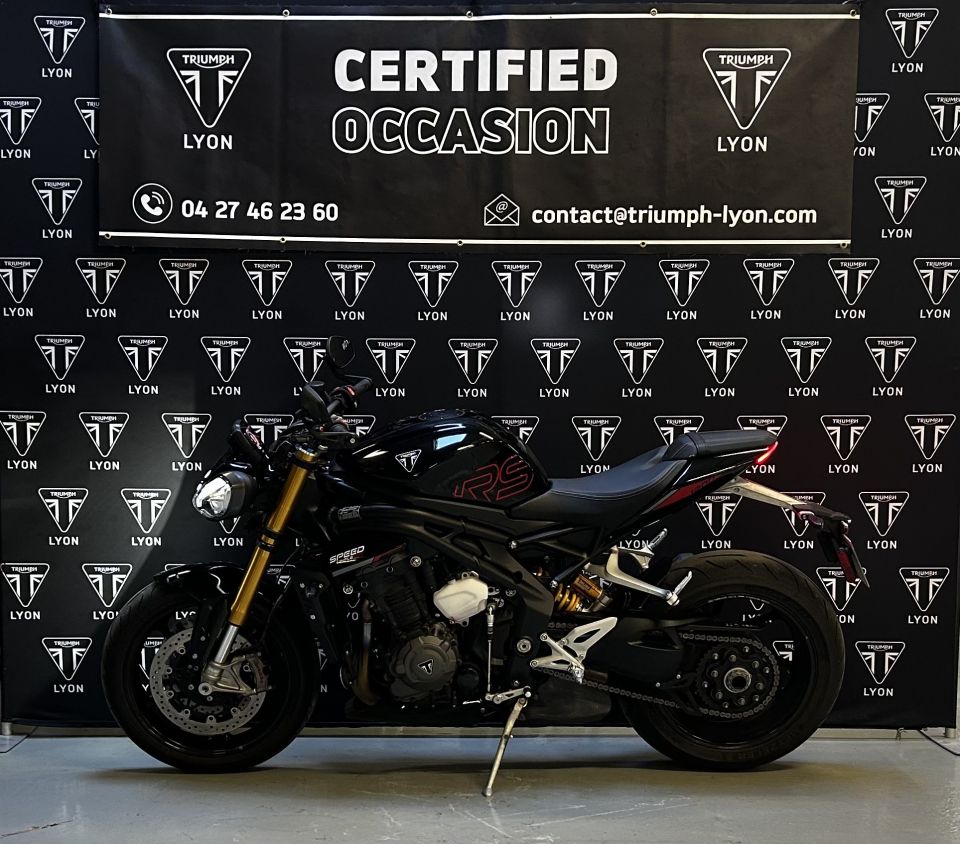 TRIUMPH SPEED TRIPLE 1200 RS 4