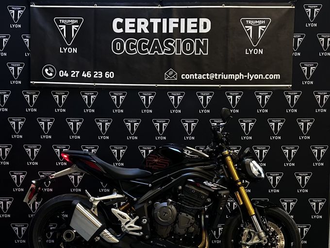 TRIUMPH SPEED TRIPLE 1200 RS 4