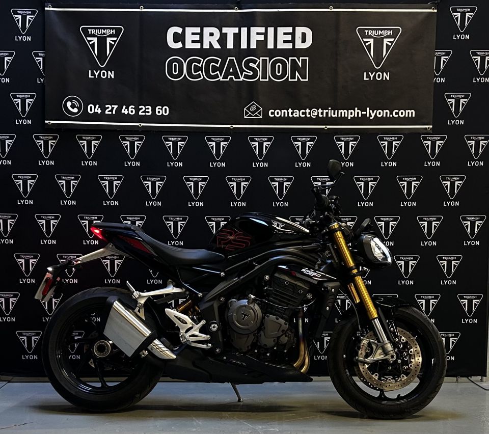 TRIUMPH SPEED TRIPLE 1200 RS 4