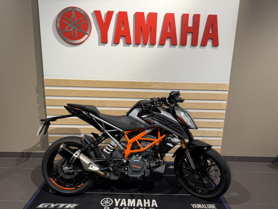 KTM 125 DUKE ABS 4