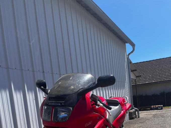 HONDA VFR 750 F 4