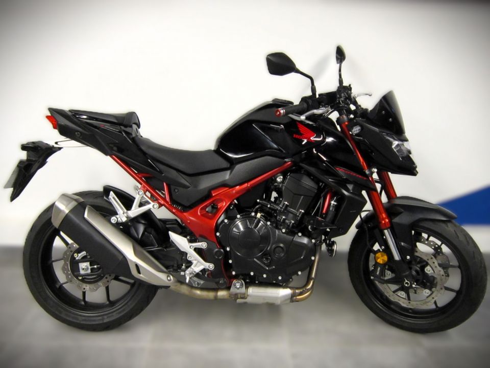 HONDA CB 750 HORNET 4