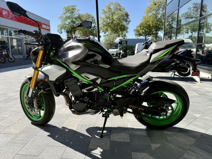 KAWASAKI Z 900 4