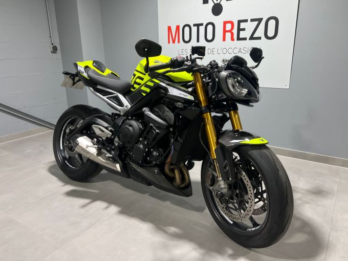 TRIUMPH STREET TRIPLE 795 MOTO 2 4