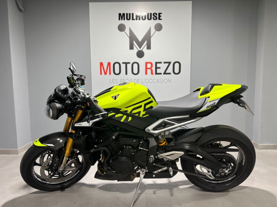 TRIUMPH STREET TRIPLE 765 RS 4
