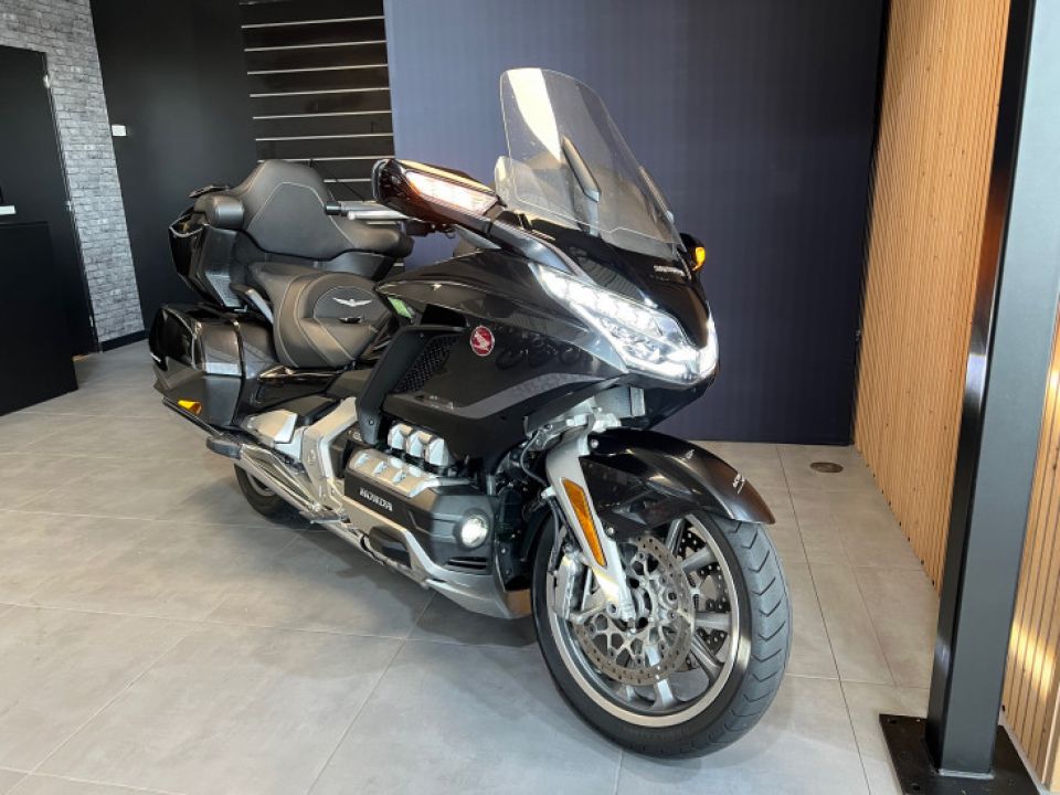 HONDA GoldWing Touring DCT Airbag 4