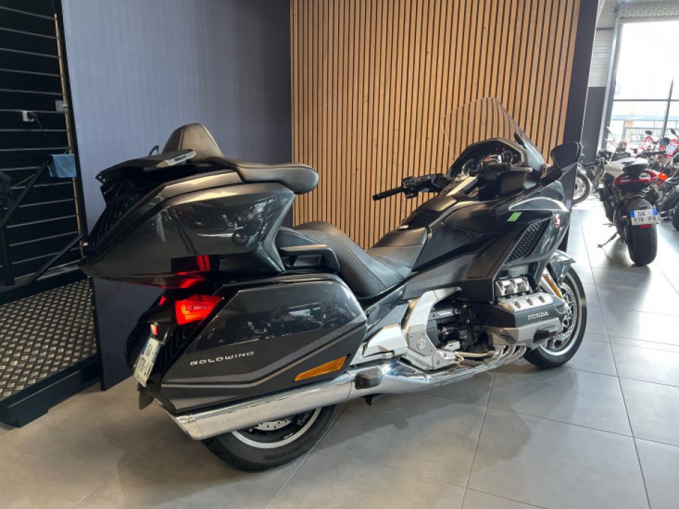 HONDA GoldWing Touring DCT Airbag 4