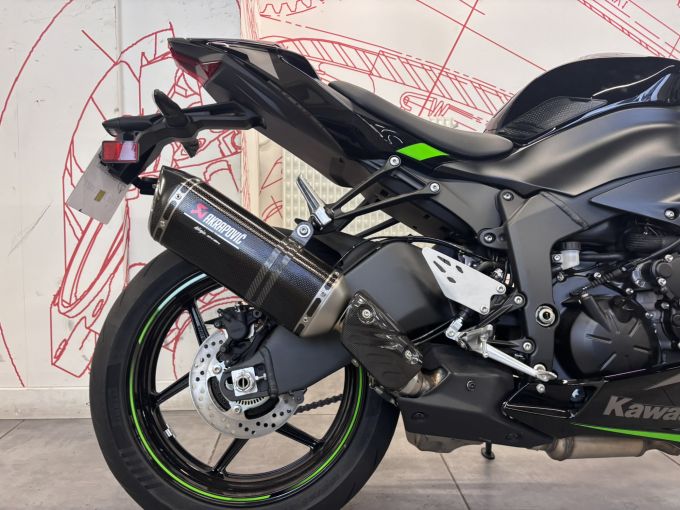 KAWASAKI ZX-6R 636 4