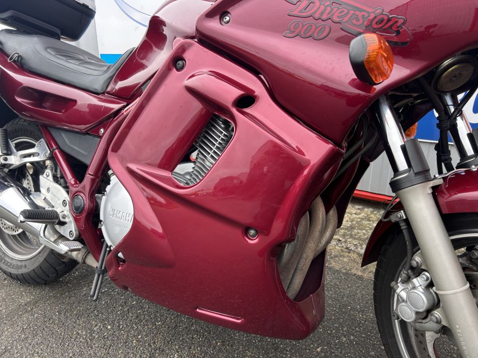 YAMAHA DIVERSION 4
