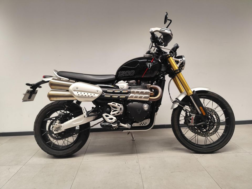 TRIUMPH SCRAMBLER 1200 XE 4