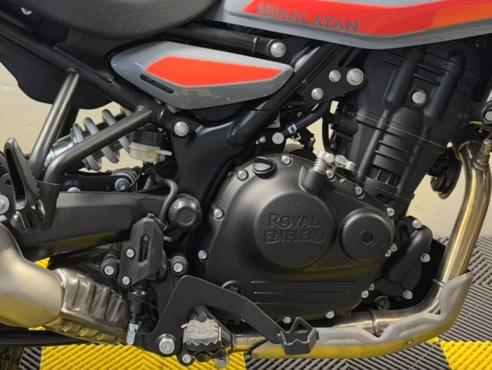 ROYAL ENFIELD HYMALAYAN 400 4