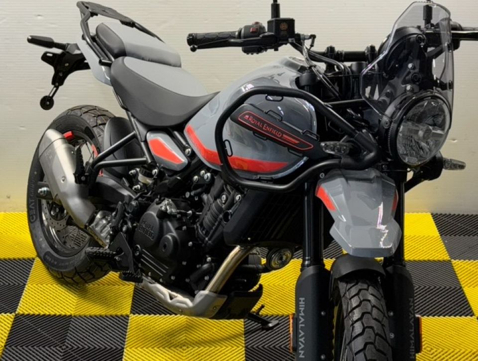 ROYAL ENFIELD HYMALAYAN 400 4