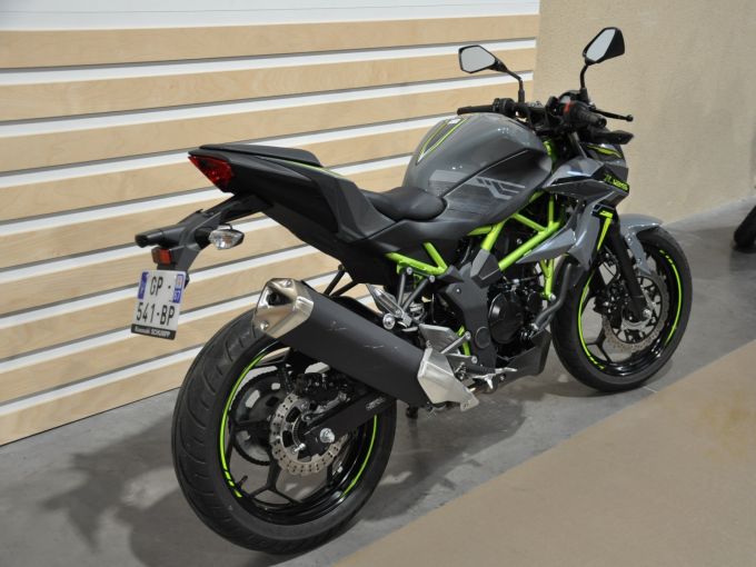KAWASAKI Z-125 4