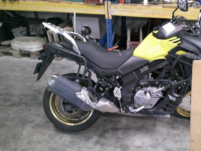 SUZUKI DL V-Strom 650 4