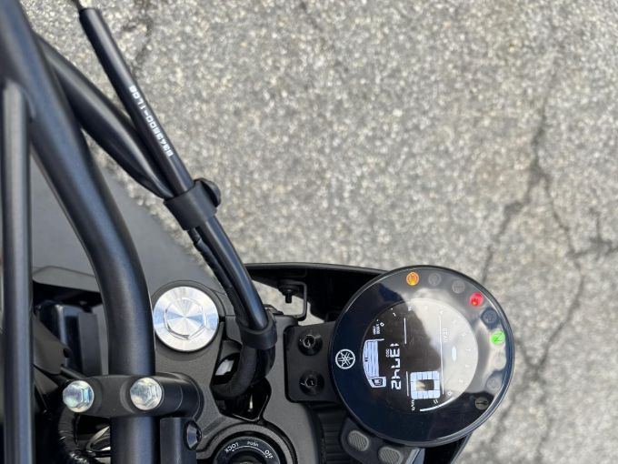 YAMAHA XSR 700 XTRIBUTE 4