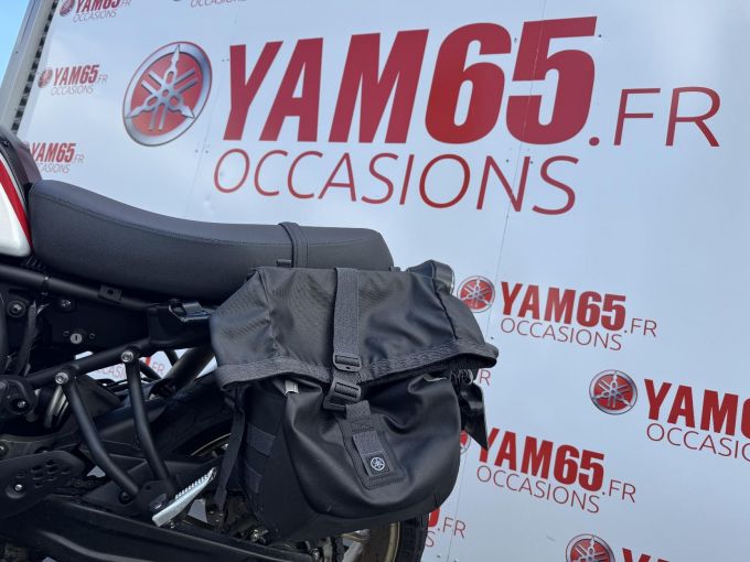 YAMAHA XSR 700 XTRIBUTE 4