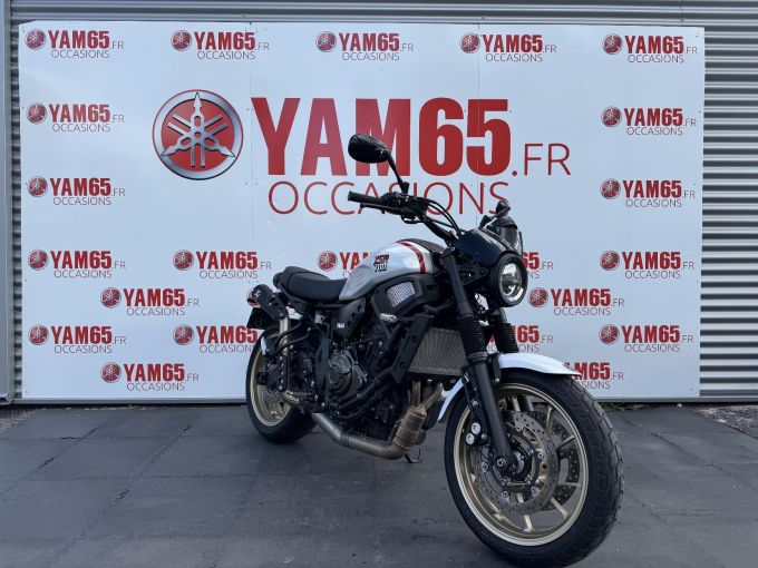 YAMAHA XSR 700 XTRIBUTE 4
