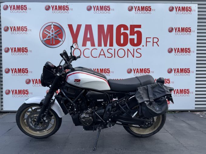 YAMAHA XSR 700 XTRIBUTE 4