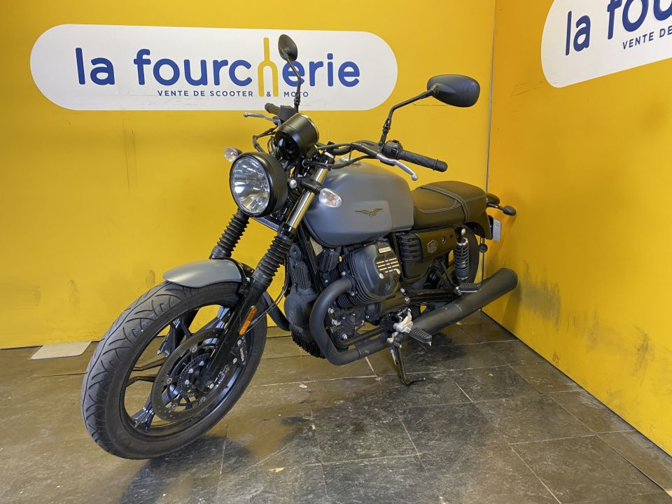 MOTO GUZZI V7 III STONE 750 4