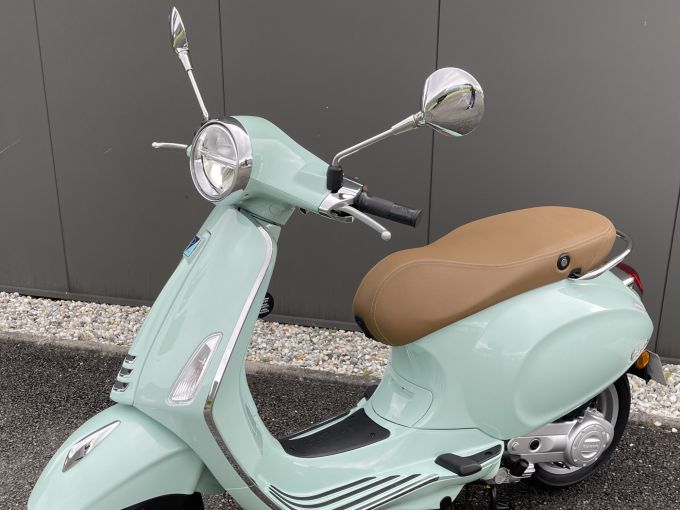 VESPA PRIMAVERA 50 4