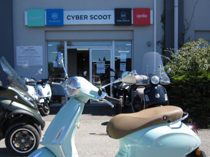 VESPA PRIMAVERA 50 4