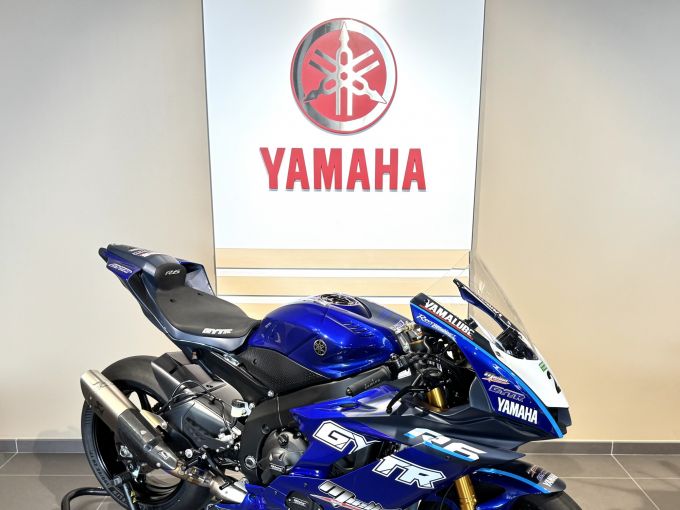 YAMAHA YZF-R6 GYTR 4