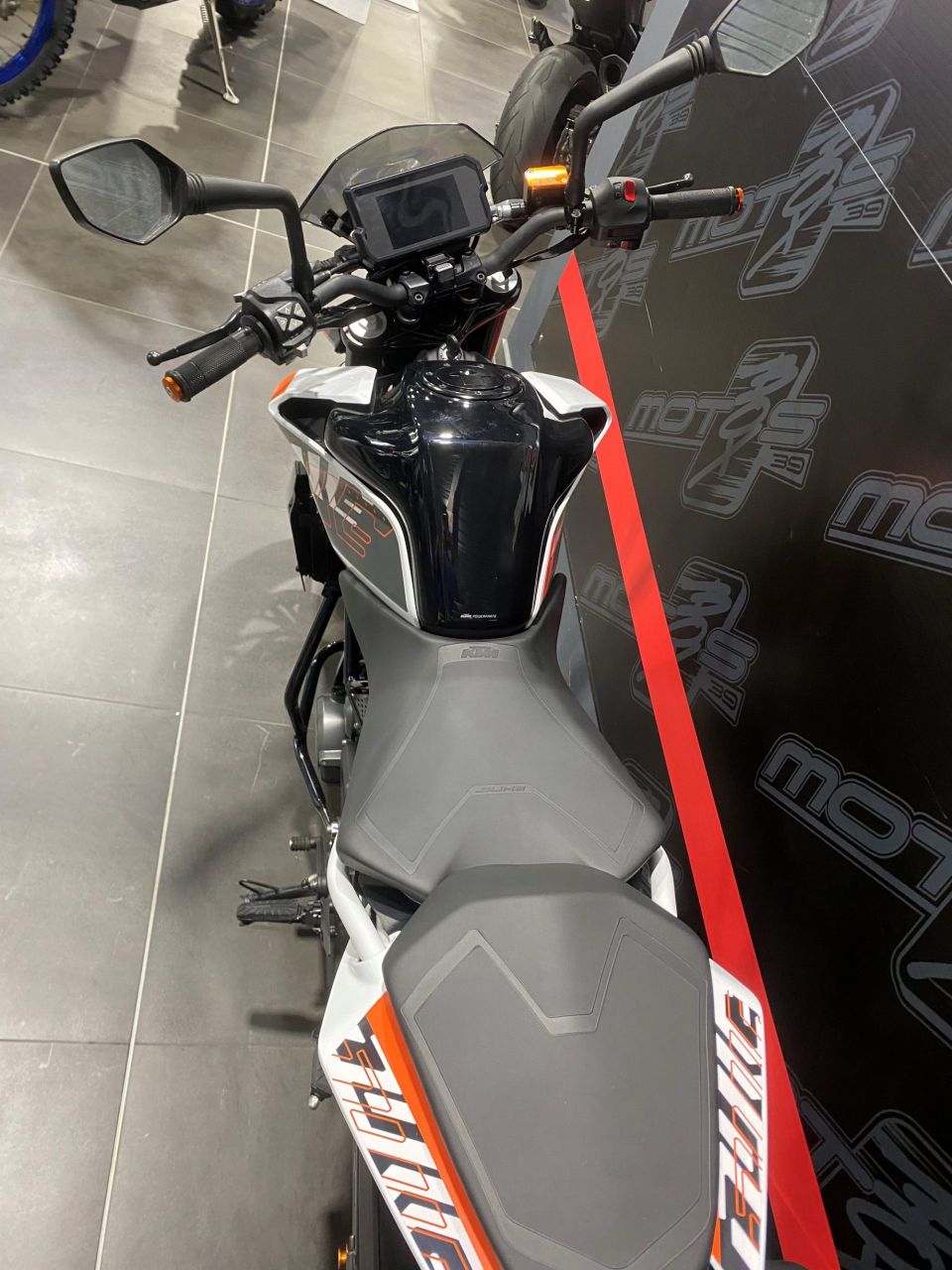 KTM 390 DUKE ABS 4