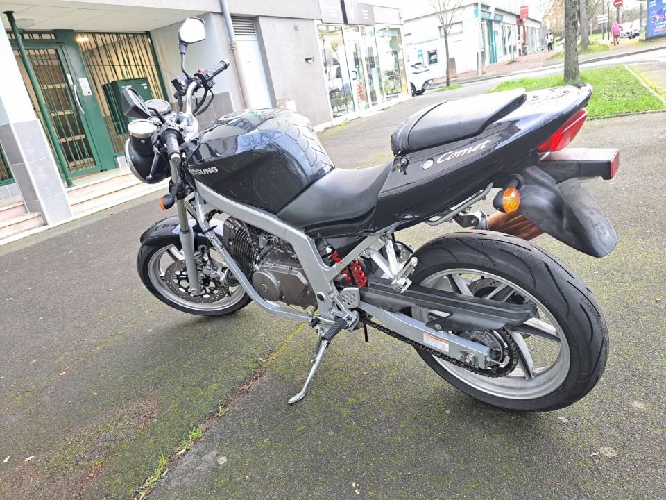 HYOSUNG COMET GT 125 4