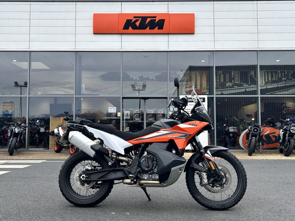 KTM 890 ADVENTURE 4