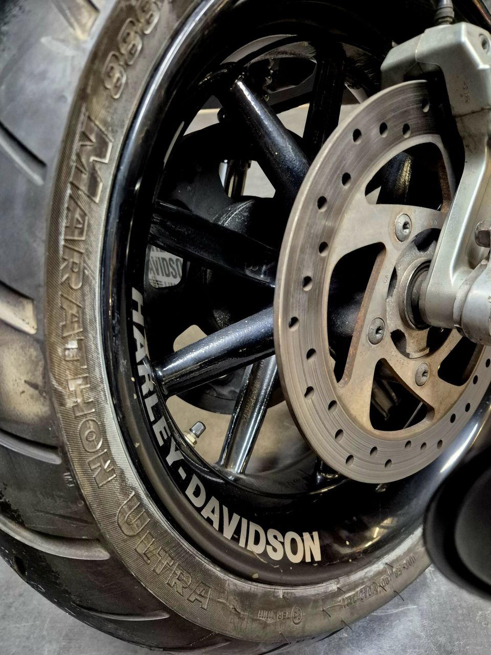 HARLEY-DAVIDSON V-ROD STREET ROD 1130 4