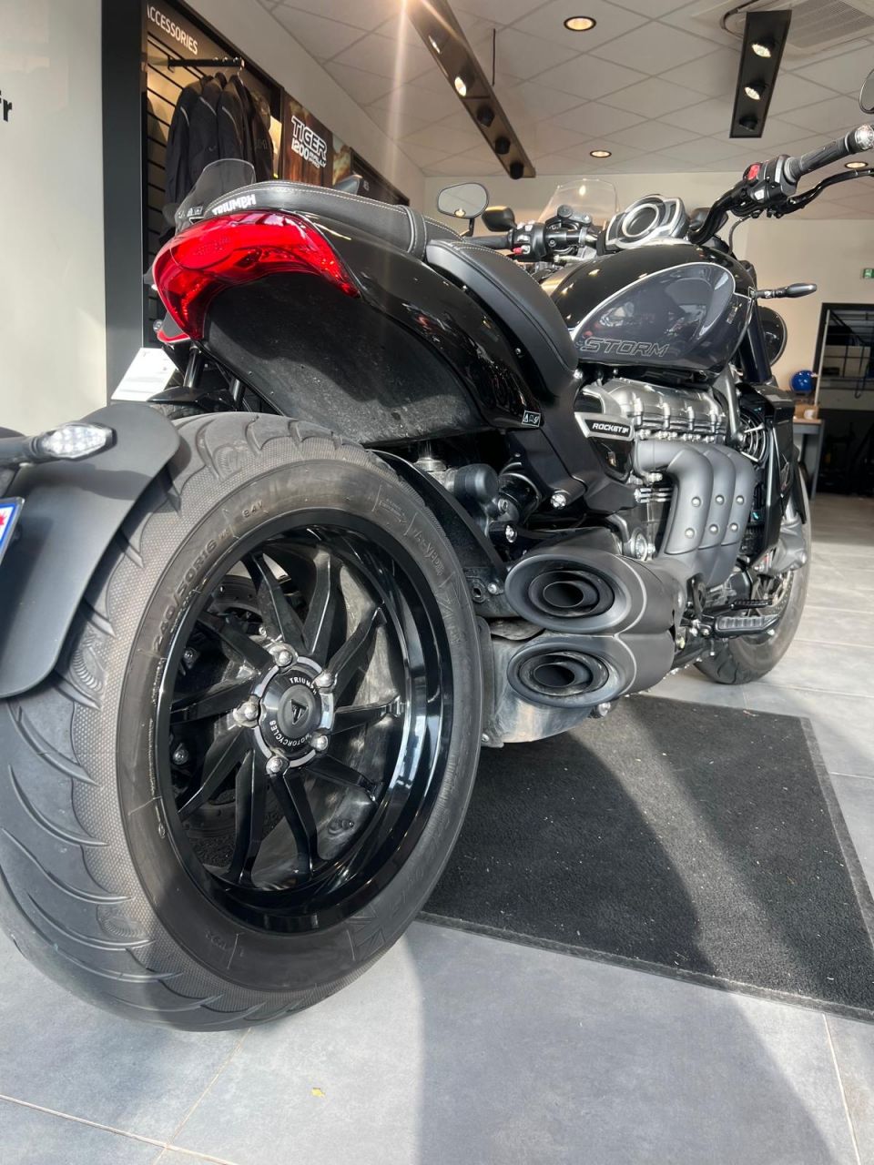 TRIUMPH ROCKET 3 R 4